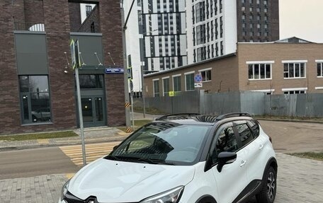 Renault Kaptur I рестайлинг, 2016 год, 1 295 000 рублей, 2 фотография