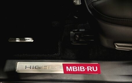 Toyota Highlander, 2025 год, 6 400 000 рублей, 13 фотография