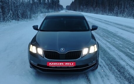 Skoda Octavia, 2017 год, 1 940 000 рублей, 2 фотография