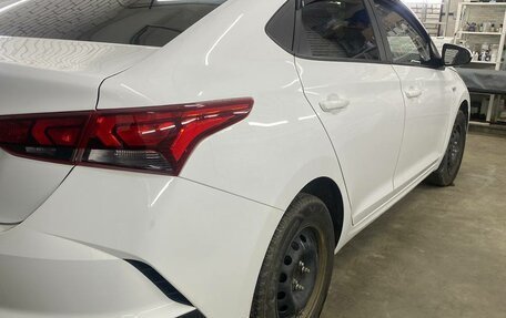 Hyundai Solaris II рестайлинг, 2022 год, 1 400 000 рублей, 3 фотография