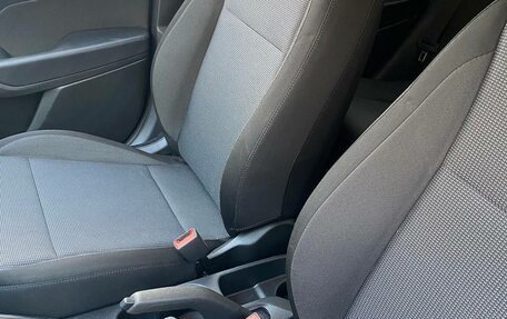 Hyundai Solaris II рестайлинг, 2022 год, 1 400 000 рублей, 12 фотография