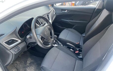 Hyundai Solaris II рестайлинг, 2022 год, 1 400 000 рублей, 11 фотография