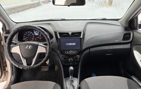 Hyundai Solaris II рестайлинг, 2012 год, 670 000 рублей, 6 фотография