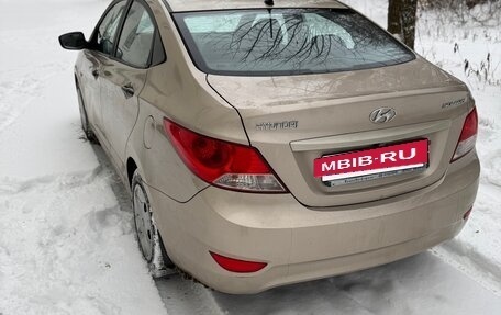 Hyundai Solaris II рестайлинг, 2012 год, 670 000 рублей, 2 фотография