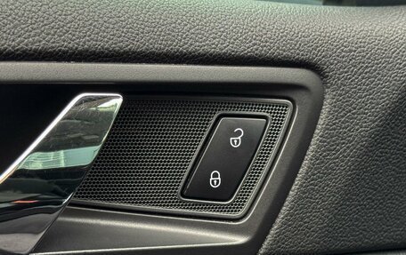 Skoda Superb III рестайлинг, 2012 год, 1 179 000 рублей, 13 фотография