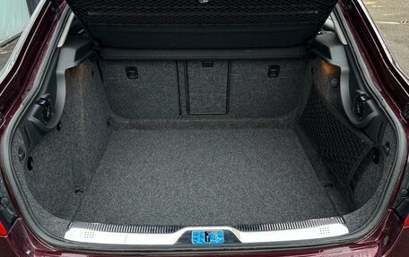 Skoda Superb III рестайлинг, 2012 год, 1 179 000 рублей, 26 фотография