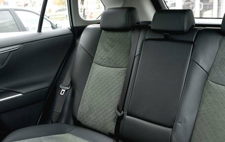 Toyota RAV4, 2025 год, 4 550 000 рублей, 24 фотография