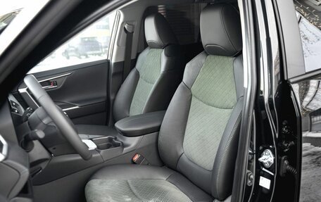 Toyota RAV4, 2025 год, 4 550 000 рублей, 30 фотография