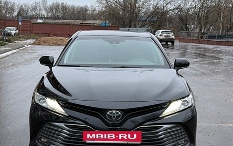 Toyota Camry, 2019 год, 2 500 000 рублей, 3 фотография