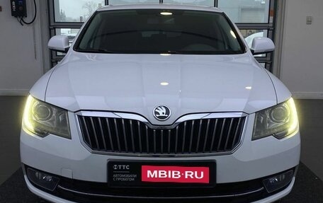Skoda Superb III рестайлинг, 2013 год, 1 499 000 рублей, 2 фотография