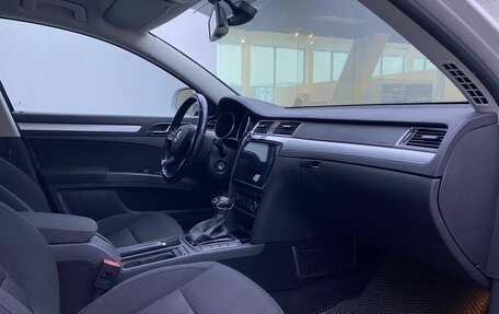 Skoda Superb III рестайлинг, 2013 год, 1 499 000 рублей, 13 фотография