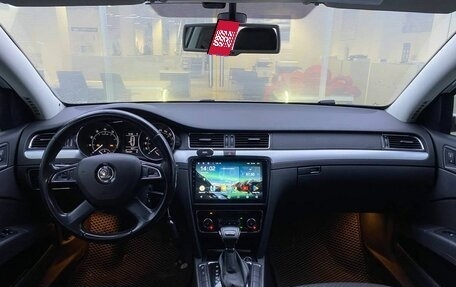 Skoda Superb III рестайлинг, 2013 год, 1 499 000 рублей, 17 фотография