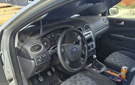 Ford Focus II рестайлинг, 2005 год, 250 000 рублей, 2 фотография