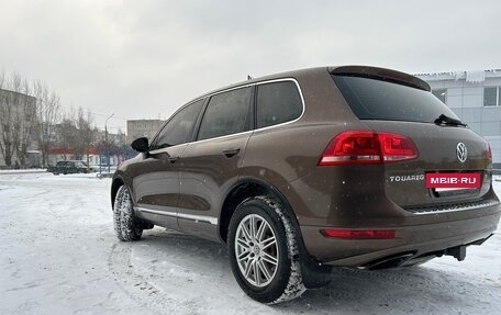 Volkswagen Touareg III, 2011 год, 1 999 999 рублей, 5 фотография