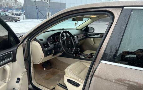 Volkswagen Touareg III, 2011 год, 1 999 999 рублей, 11 фотография