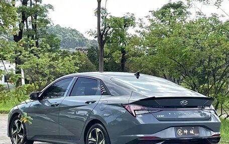 Hyundai Elantra, 2022 год, 1 650 000 рублей, 5 фотография