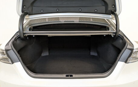 Toyota Camry, 2020 год, 3 225 000 рублей, 10 фотография