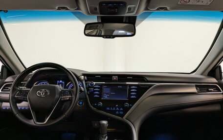 Toyota Camry, 2020 год, 3 225 000 рублей, 14 фотография