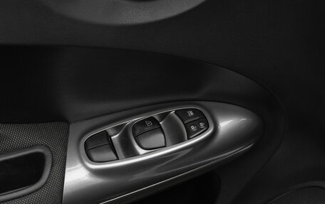 Nissan Juke II, 2012 год, 860 000 рублей, 15 фотография