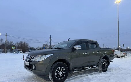 Mitsubishi L200 IV рестайлинг, 2015 год, 1 550 000 рублей, 4 фотография