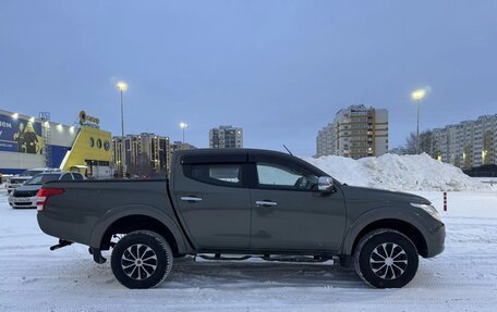 Mitsubishi L200 IV рестайлинг, 2015 год, 1 550 000 рублей, 8 фотография