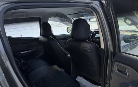 Mitsubishi L200 IV рестайлинг, 2015 год, 1 550 000 рублей, 6 фотография