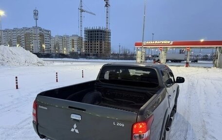 Mitsubishi L200 IV рестайлинг, 2015 год, 1 550 000 рублей, 12 фотография