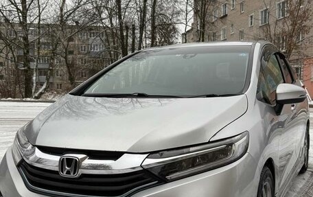 Honda Shuttle II, 2015 год, 830 000 рублей, 2 фотография