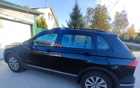 Volkswagen Tiguan II, 2022 год, 2 600 000 рублей, 4 фотография