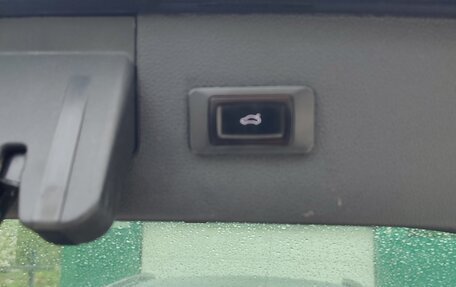 Volkswagen Tiguan II, 2022 год, 2 600 000 рублей, 10 фотография