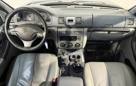 ЛуАЗ Patriot, 2011 год, 599 800 рублей, 9 фотография