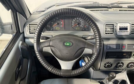 ЛуАЗ Patriot, 2011 год, 599 800 рублей, 10 фотография