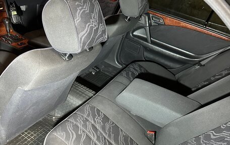 Mercedes-Benz E-Класс, 1998 год, 395 000 рублей, 23 фотография