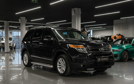 Ford Explorer VI, 2013 год, 1 800 000 рублей, 2 фотография
