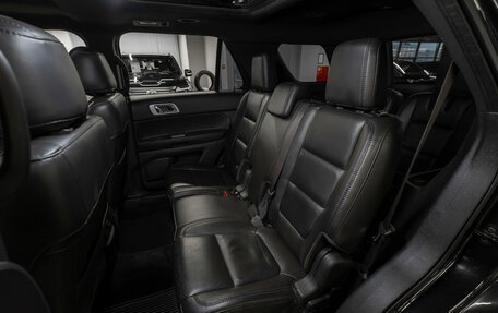 Ford Explorer VI, 2013 год, 1 800 000 рублей, 13 фотография