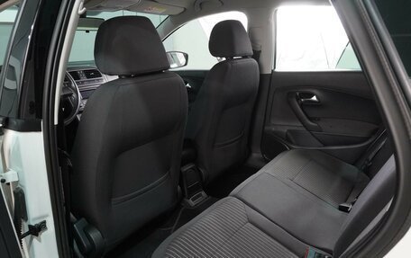 Volkswagen Polo VI (EU Market), 2013 год, 799 000 рублей, 11 фотография