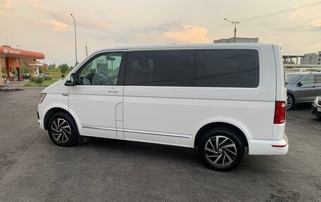 Volkswagen Caravelle T6 рестайлинг, 2019 год, 4 550 000 рублей, 9 фотография