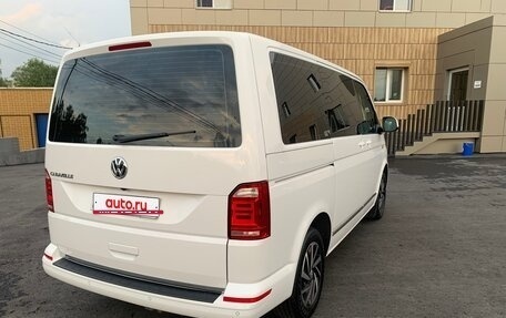 Volkswagen Caravelle T6 рестайлинг, 2019 год, 4 550 000 рублей, 4 фотография