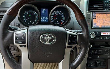 Toyota Land Cruiser Prado 150 рестайлинг 2, 2011 год, 2 780 000 рублей, 5 фотография