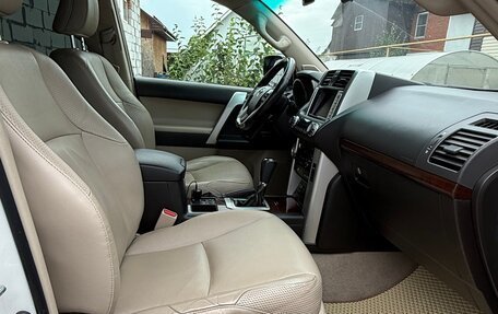 Toyota Land Cruiser Prado 150 рестайлинг 2, 2011 год, 2 780 000 рублей, 14 фотография