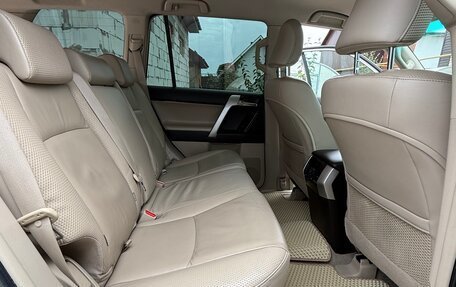 Toyota Land Cruiser Prado 150 рестайлинг 2, 2011 год, 2 780 000 рублей, 17 фотография