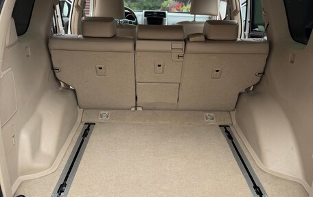 Toyota Land Cruiser Prado 150 рестайлинг 2, 2011 год, 2 780 000 рублей, 22 фотография