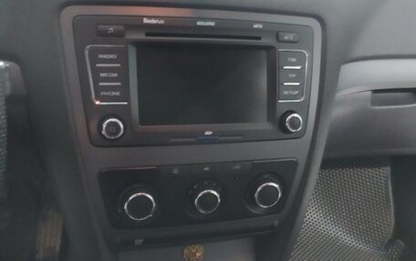 Skoda Octavia, 2010 год, 760 000 рублей, 12 фотография