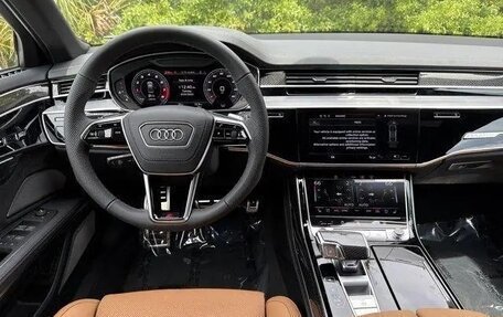 Audi S8, 2025 год, 20 000 000 рублей, 16 фотография