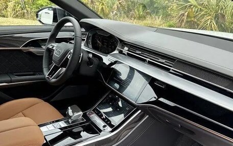 Audi S8, 2025 год, 20 000 000 рублей, 13 фотография