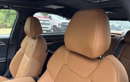 Audi S8, 2025 год, 20 000 000 рублей, 25 фотография