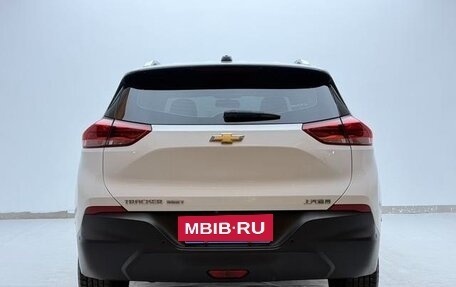 Chevrolet Tracker, 2022 год, 1 200 000 рублей, 5 фотография