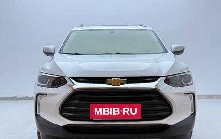 Chevrolet Tracker, 2022 год, 1 200 000 рублей, 2 фотография