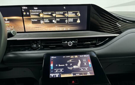 Infiniti QX80, 2025 год, 15 900 000 рублей, 13 фотография