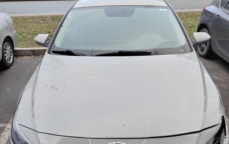 Hyundai Elantra, 2022 год, 1 600 000 рублей, 1 фотография